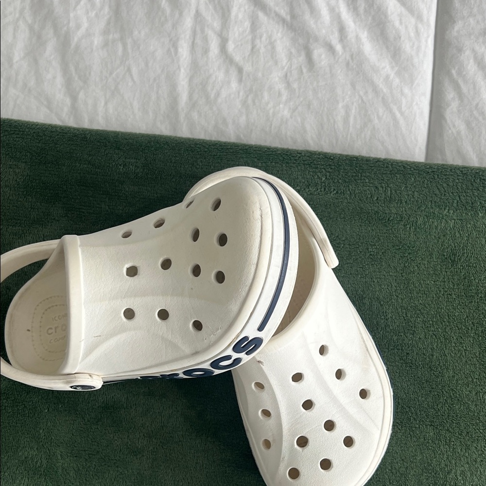 CROCS Kids Classic Clog - Cream with Black Accents - Picture 3 of 6
